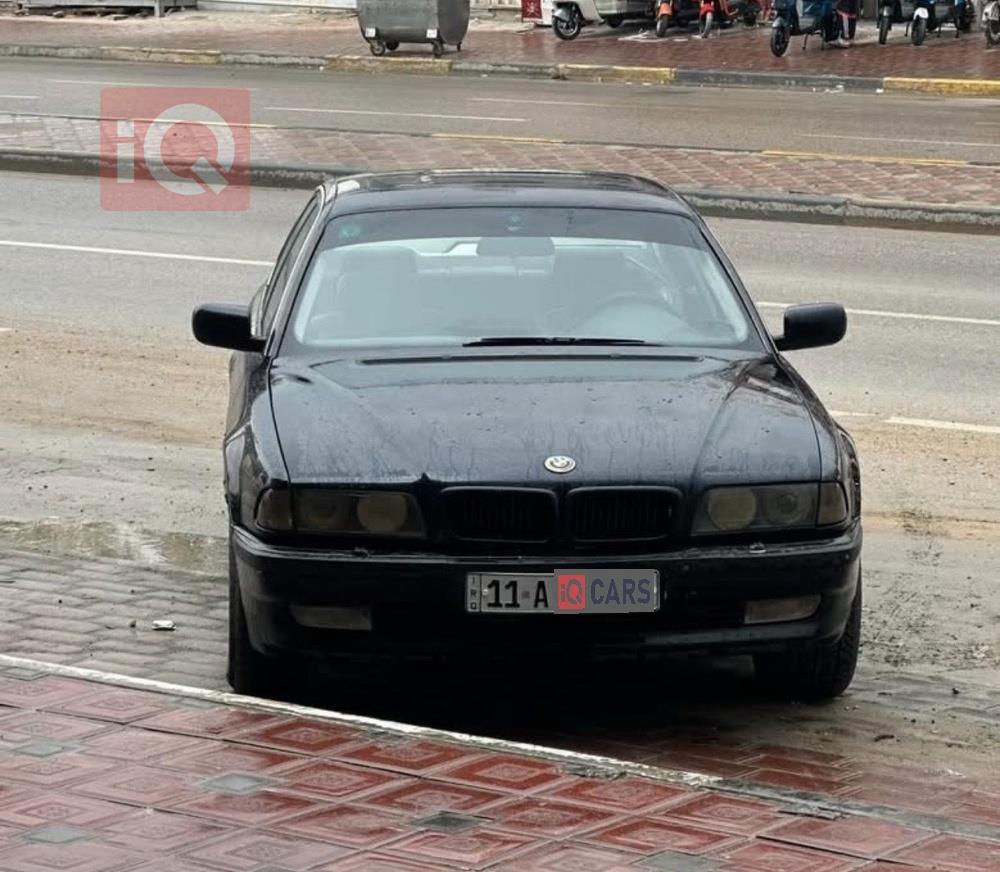 بي ام دبليو الفئة 7